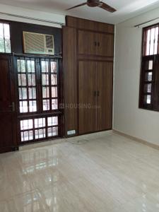 Bedroom Image of 1300 Sq.ft 3 BHK Builder Floor for rent in Shivalik New Delhi for Rs. 80000
