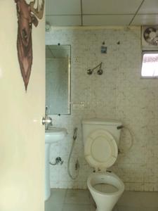 Common Bathroom Image of 1385 Sq.ft 3 BHK Apartment / Flat for sale in Gaursons Gaur City 2 11th Avenue, Noida Extension Greater Noida for Rs. 11600000