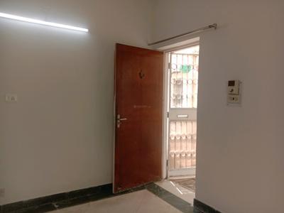 Living Room Image of 2000 Sq.ft 3 BHK Apartment / Flat for rent in Vasant Kunj New Delhi for Rs. 75000