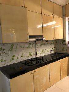 Kitchen Image of 850 Sq.ft 2 BHK Apartment / Flat for rent in Raheja Complex, Andheri West Mumbai for Rs. 95000