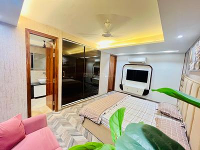 Bedroom Image of 3270 Sq.ft 4.5 BHK Builder Floor for sale in Emaar Marbella, Sector 66 Gurgaon for Rs. 52500000