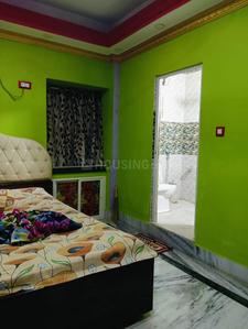 Bedroom Image of 1300 Sq.ft 3.5 BHK Apartment / Flat for sale in Santoshpur Kolkata for Rs. 5500000