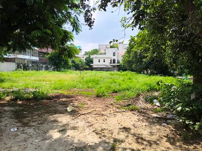 Image of 9000 Sq.ft Residential Plot / Land for sale in Sector 45, Gurgaon for Rs. 320000000