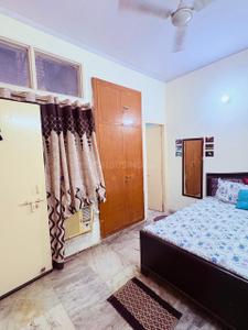 Bedroom Image of 500 Sq.ft 1 BHK Apartment / Flat for rent in Shipra Suncity, Indirapuram Ghaziabad for Rs. 19500