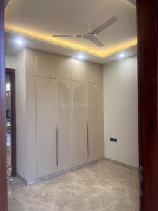 Bedroom Image of 1200 Sq.ft 3 BHK Builder Floor for sale in New Rajinder Nagar New Delhi for Rs. 41000000