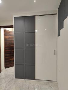 Bedroom Image of 790 Sq.ft 2 BHK Builder Floor for sale in Shalimar Bagh New Delhi for Rs. 12400000
