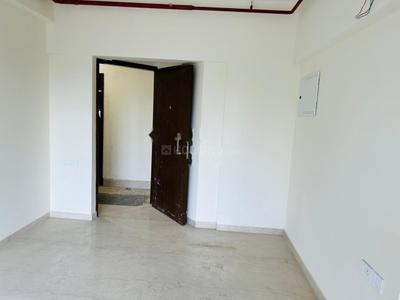 Bedroom Image of 753 Sq.ft 2 BHK Apartment / Flat for rent in Omkar Signet, Malad East Mumbai for Rs. 58000