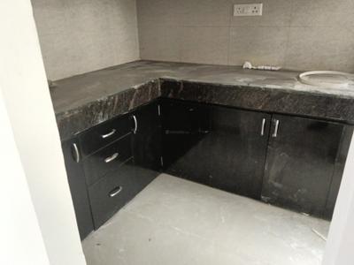 Kitchen Image of 900 Sq.ft 2 BHK Apartment / Flat for rent in Sikka Karnam Greens, Sector 143B Noida for Rs. 27000