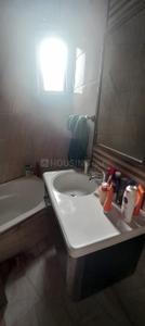 Bathroom Image of 1800 Sq.ft 3 BHK Builder Floor for sale in Lajpat Nagar New Delhi for Rs. 43500000