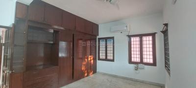 Bedroom Image of 3100 Sq.ft 5 BHK Independent House for rent in Adyar Chennai for Rs. 150000