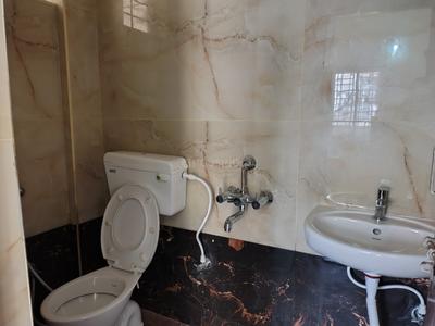 Bathroom Image of 1000 Sq.ft 2 BHK Builder Floor for rent in Iggalur Bengaluru for Rs. 19000