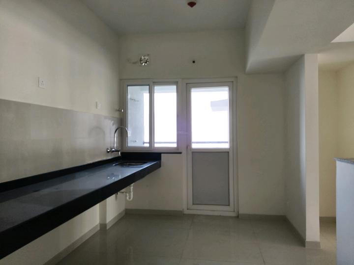 Avon Vista Main Image 1