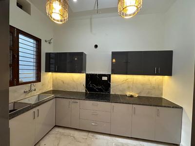 Kitchen Image of 1850 Sq.ft 3 BHK Builder Floor for rent in Ashiyana Lucknow for Rs. 21000