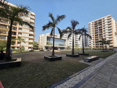 Image of 1512 Sq.ft 3 BHK Apartment / Flat for sale in Silveroak Estate, Rajarhat, Kolkata for Rs. 17500000