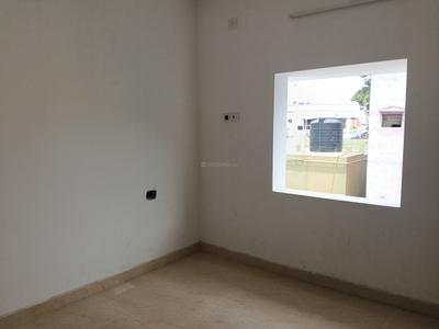 Bedroom Image of 875 Sq.ft 2 BHK Apartment / Flat for sale in Moulivakkam Chennai for Rs. 6325000