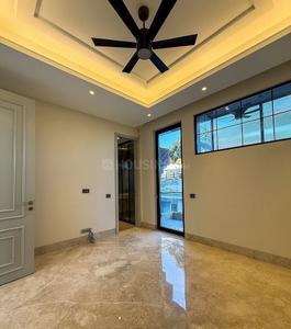 Bedroom Image of 4558 Sq.ft 4 BHK Builder Floor for sale in Model Town New Delhi for Rs. 80000000