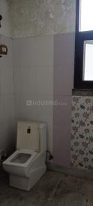 Bathroom Image of 3229 Sq.ft 3 BHK Builder Floor for rent in Sector 51 Noida for Rs. 50000