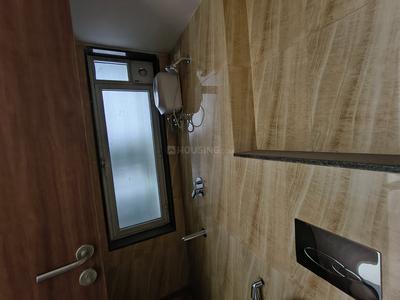 Bathroom Image of 1250 Sq.ft 3 BHK Apartment / Flat for sale in Lodha Amara Tower 49 And 50, Kolshet Thane for Rs. 18500000