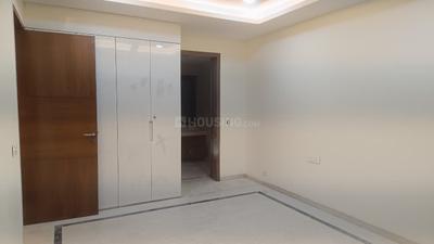 Bedroom Image of 2600 Sq.ft 4 BHK Builder Floor for rent in South Extension II New Delhi for Rs. 300000