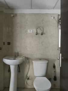 Common Bathroom Image of 990 Sq.ft 2.5 BHK Apartment / Flat for sale in NBCC Tropical Garden, Noida Extension Greater Noida for Rs. 7532145