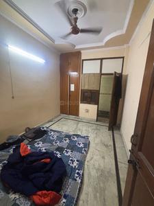 Bedroom Image of 900 Sq.ft 3 BHK Builder Floor for rent in RWA Indra Vikas Colony, Mukherjee Nagar New Delhi for Rs. 25000