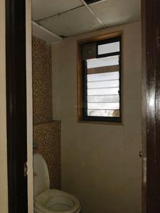 Common Bathroom Image of 720 Sq.ft 1 BHK Apartment / Flat for rent in Lodha Lakeshore Greens, Palava Phase 2 Thane for Rs. 11000