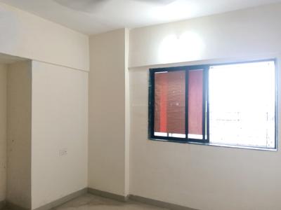 Bedroom Image of 750 Sq.ft 2 BHK Apartment / Flat for rent in Puraniks Tokyo Bay, Kasarvadavali Thane for Rs. 25000