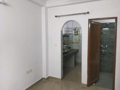 Bedroom Image of 250 Sq.ft 1 RK Builder Floor for rent in Mayur Vihar Phase 1 New Delhi for Rs. 14000