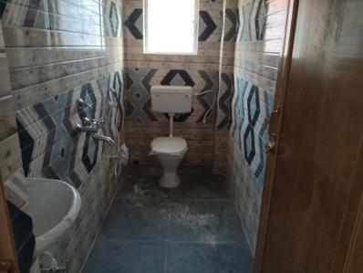 Image of 600 Sq.ft 2 BHK Apartment / Flat for sale in Parnasree Pally, Kolkata for Rs. 3300000