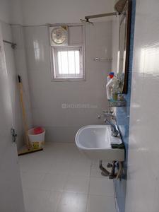 Bathroom Image of 600 Sq.ft 1 RK Independent House for rent in Chittaranjan Park New Delhi for Rs. 25000