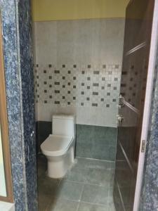 Bathroom Image of 800 Sq.ft 2 BHK Apartment / Flat for rent in Pineapple Colony Visakhapatnam for Rs. 10000