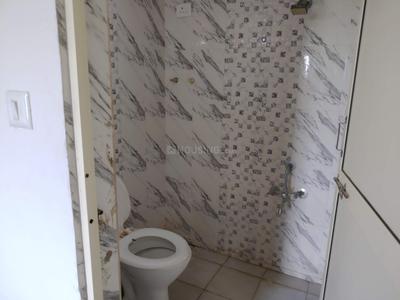 Bathroom Image of 650 Sq.ft 2 BHK Apartment / Flat for sale in Harni Vadodara for Rs. 2200000