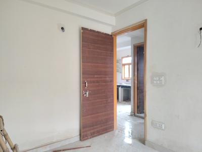 Bedroom Image of 650 Sq.ft 2 BHK Apartment / Flat for sale in Sangam Vihar New Delhi for Rs. 3500000