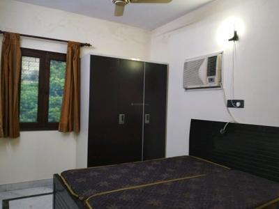 Bedroom Image of 1200 Sq.ft 3.5 BHK Apartment / Flat for rent in Mayur Vihar Phase 1 Pocket 2 RWA, Mayur Vihar Phase 1 New Delhi for Rs. 56000