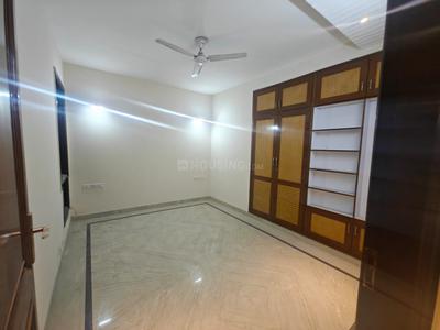 Bedroom Image of 1440 Sq.ft 3 BHK Builder Floor for sale in East Of Kailash New Delhi for Rs. 27200000