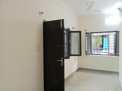 Bedroom Image of 2800 Sq.ft 3 BHK Apartment / Flat for rent in DDA Flats Vasant Kunj, Vasant Kunj New Delhi for Rs. 135000