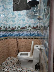 Bathroom Image of 2000 Sq.ft 5 BHK Villa for sale in Sector 15 Noida for Rs. 39500000