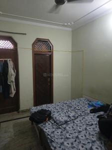 Bedroom Image of 1000 Sq.ft 2 BHK Builder Floor for rent in Alpha I Greater Noida for Rs. 7000