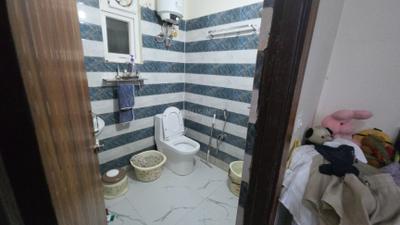 Image of 985 Sq.ft 2 BHK Apartment / Flat for rent in Krishna Elite Homes, Noida Extension, Greater Noida for Rs. 20000