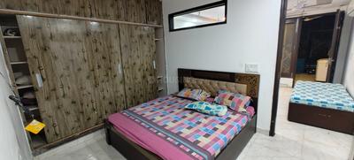 Bedroom Image of 600 Sq.ft 1 BHK Builder Floor for rent in Lajpat Nagar New Delhi for Rs. 35000