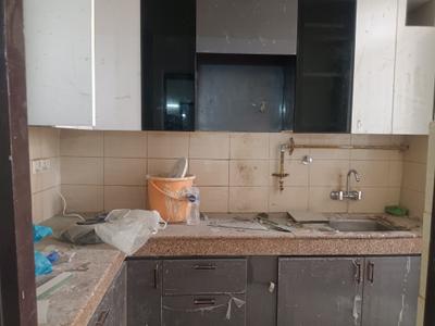 Kitchen Image of 1040 Sq.ft 2 BHK Apartment / Flat for sale in Logix Blossom Greens, Sector 143 Noida for Rs. 9000000