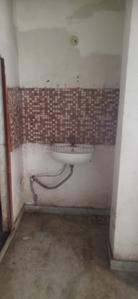 Bathroom Image of 950 Sq.ft 2 BHK Apartment / Flat for rent in South Dum Dum Kolkata for Rs. 12000
