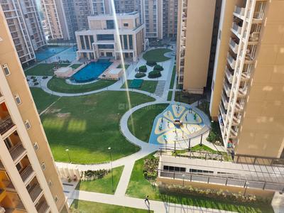 Balcony Image of 2400 Sq.ft 4 BHK Apartment / Flat for rent in Rishita Manhattan, Gomti Nagar Extension Lucknow for Rs. 55000