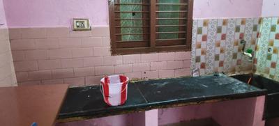 Kitchen Image of 250 Sq.ft 1 BHK Independent House for rent in Padi Chennai for Rs. 8500
