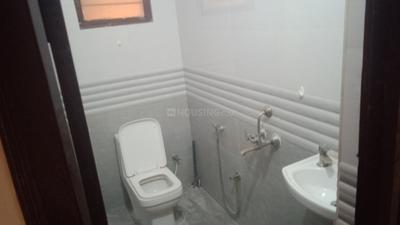 Bathroom Image of 500 Sq.ft 2 BHK Apartment / Flat for rent in Uppal Kalan Secunderabad for Rs. 16000