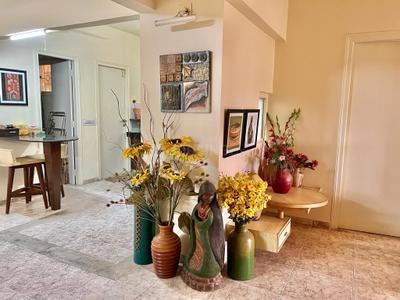Hall Image of 2700 Sq.ft 3 BHK Apartment / Flat for sale in Ramdev Nagar Ahmedabad for Rs. 15000000