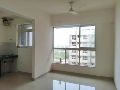 Living Room Image of 600 Sq.ft 1 BHK Apartment / Flat for rent in Mahindra Happinest Kalyan, Bhiwandi Thane for Rs. 12000