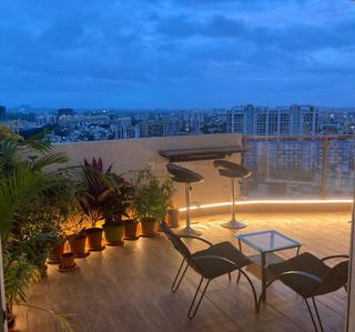 Balcony Image of 2200 Sq.ft 4.5 BHK Apartment / Flat for rent in Emirus G, Baner Pune for Rs. 200000