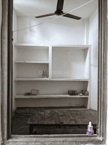 Image of 650 Sq.ft 2 BHK Builder Floor for rent in Central Jail Road, Varanasi for Rs. 7000