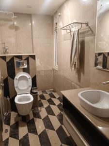 Bathroom Image of 1953 Sq.ft 3 BHK Independent House for rent in Uday Park New Delhi for Rs. 170000